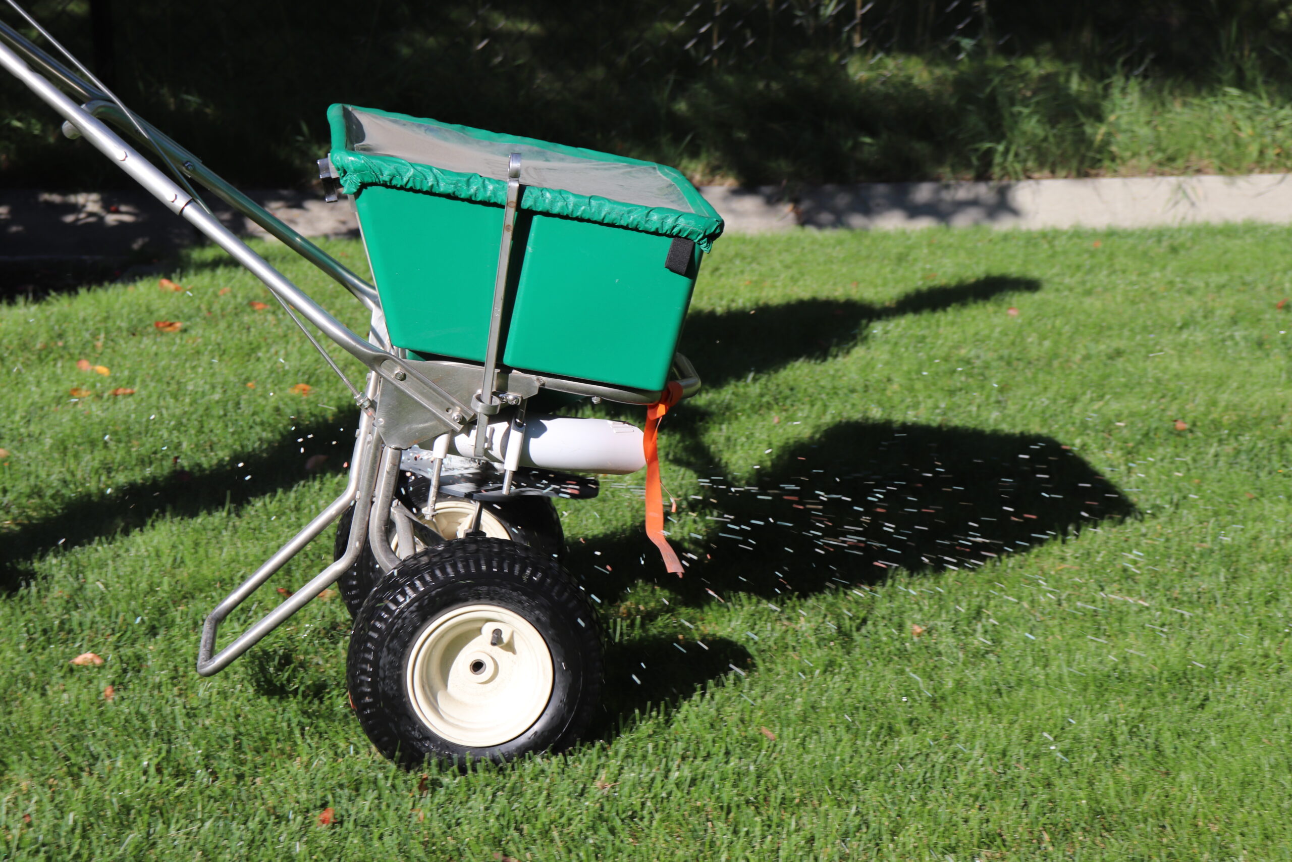 Fertilizer Spreader 2